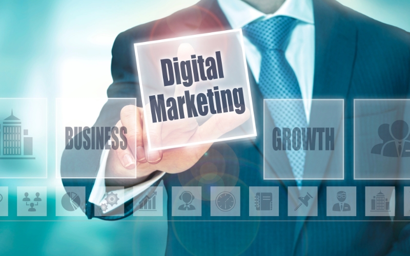 so sánh digital marketing và marketing truyền thống