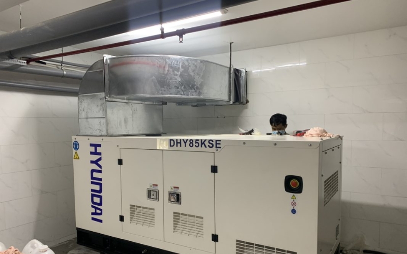 Máy ra khói đen và khói xám