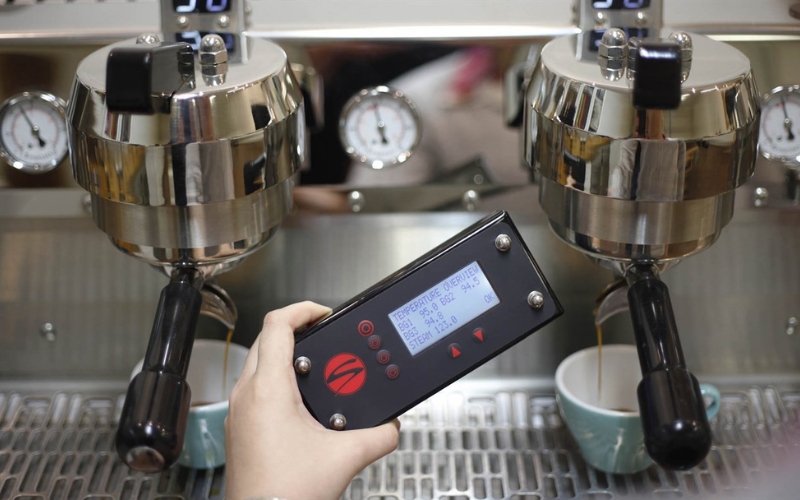 Nhiệt độ nước ra quá thấp, không đủ nóng